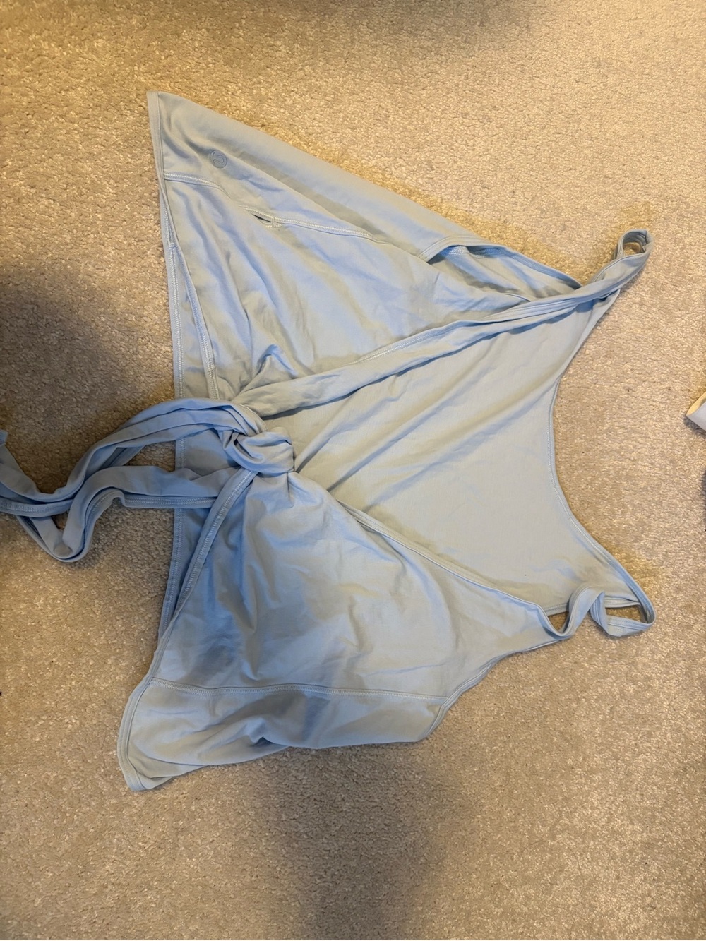 Lululemon crop top